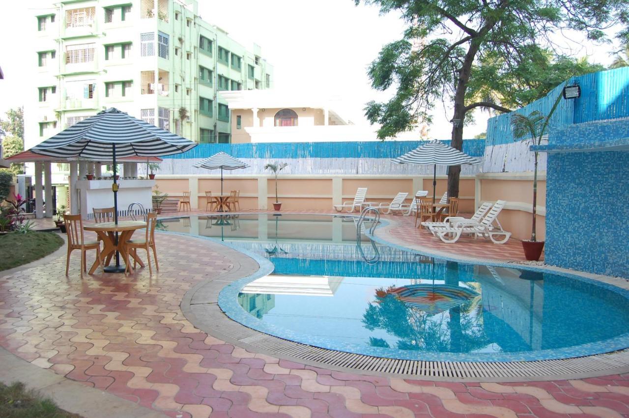 Hotel Sun Green Бхубанешвара Экстерьер фото